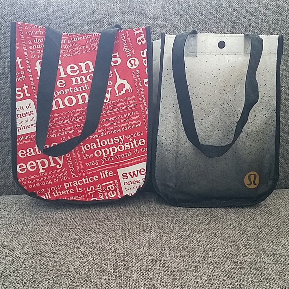 Lululemon bags